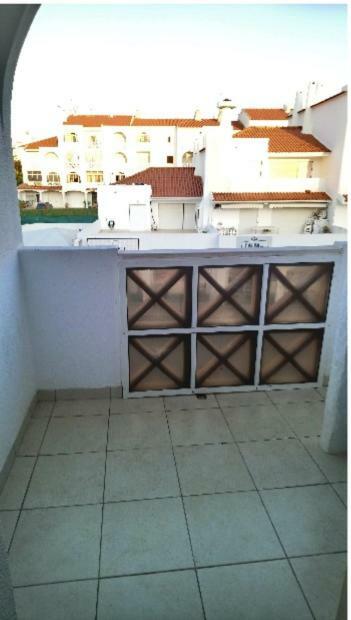 Dunfermline * Albufeira